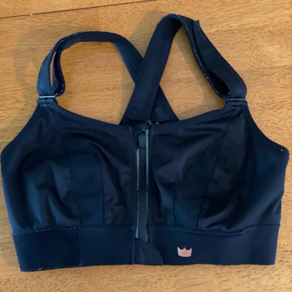 Shefit sports bra